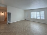 Photo - 1065 Belfast Ln