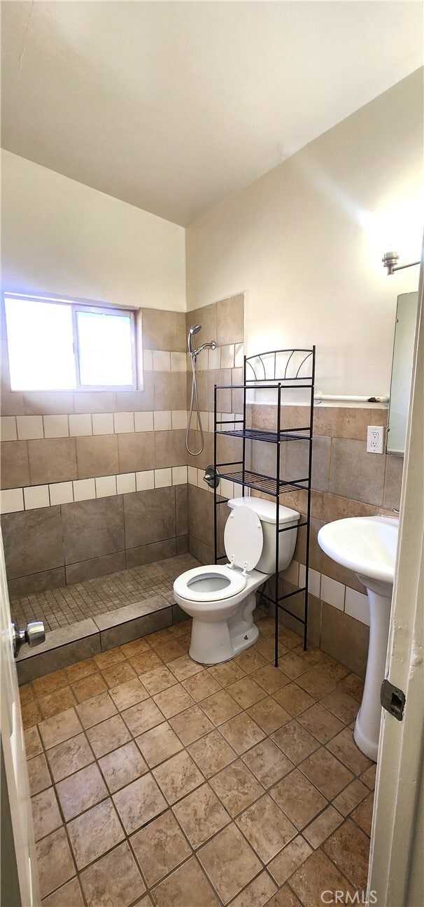 Photo - 6963 Tamarisk Ave