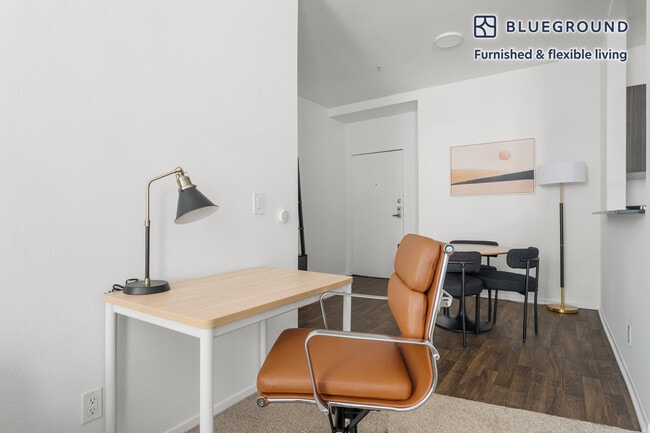 Photo - 435 S Detroit St Unit FL3-ID1379