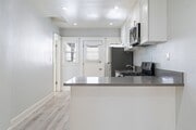Photo - 1819 E 7th St Unit 1821