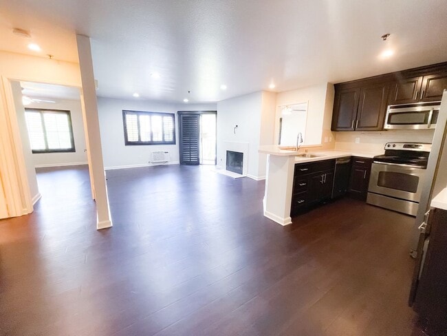 Photo - 1st & Penn Apts - 1penn