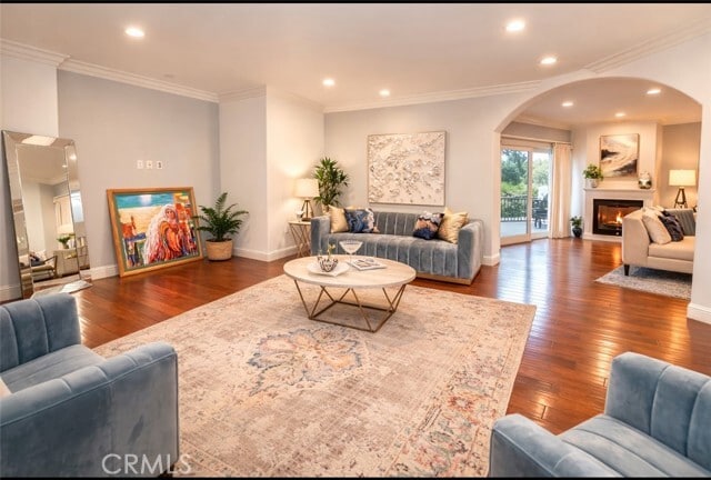 Photo - 13037 Moorpark St