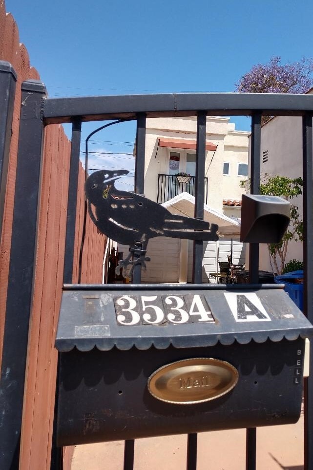 Electric entry gate - 3534 Wesley St Unit A