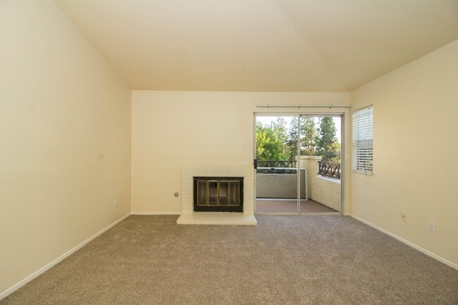 Photo - 2 Bedroom, 2 Bath Condo in Eastlake Shores Unit 203