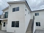 main building - 438 N Shelton St House