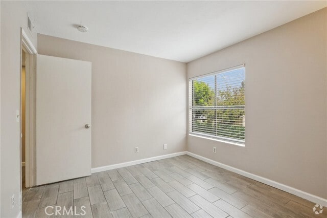 Building Photo - 3018 W Cheryllyn Ln Unit 10 Rental