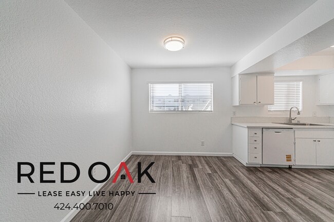 Photo - 4551 W 159th St Unit 5