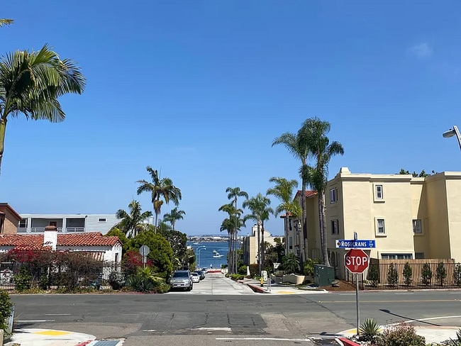 Building Photo - 360 Rosecrans St Rental