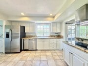 Photo - Beautiful 5B/2.5BA Home With Office Locate...