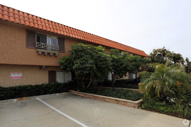 Photo - Elan The Plaza