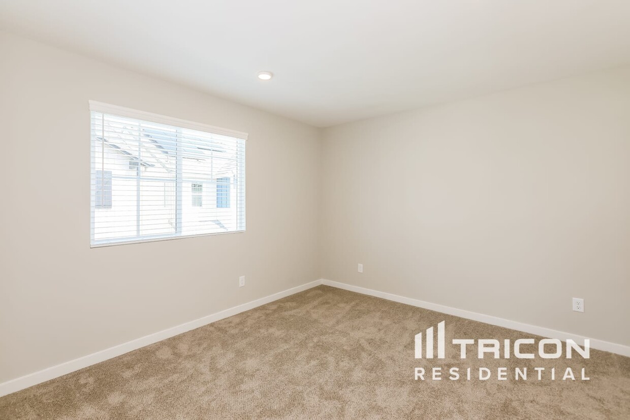 3D Tour - 31671 Hans Dr House