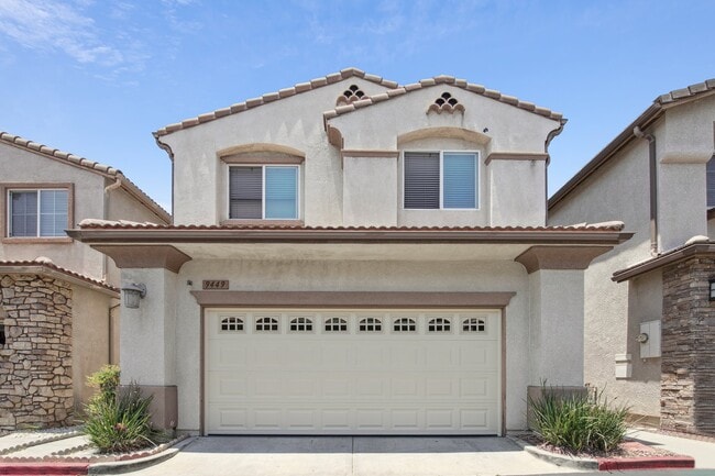 Photo - 9449 Hendrix Ln Townhome