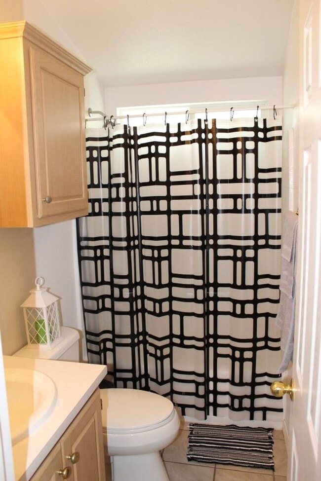 Photo - 55+ Community~ 2 Bed/2 Bath with Amazing Mountain Views for $1,595 a month!