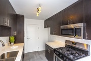 2BR, 2BA - 1281 SF kitchen - 468 South Roxbury