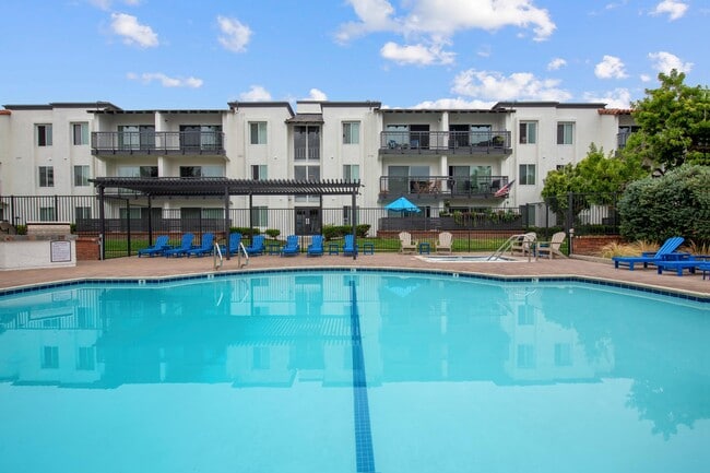 Photo - Huntington Vista