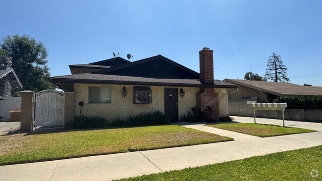 Building Photo - 616 N Pasadena Ave Rental