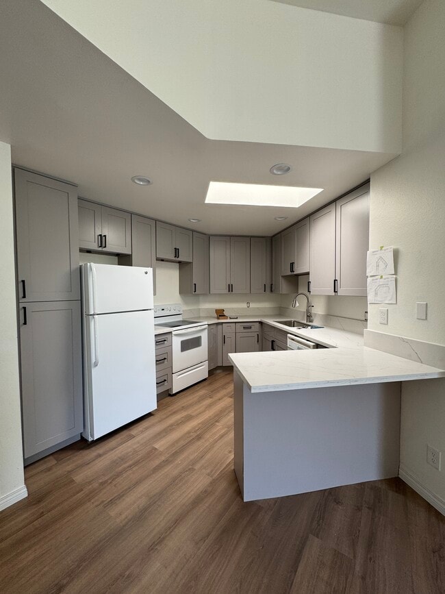 Building Photo - 3961 Via Marisol Unit #310 Rental