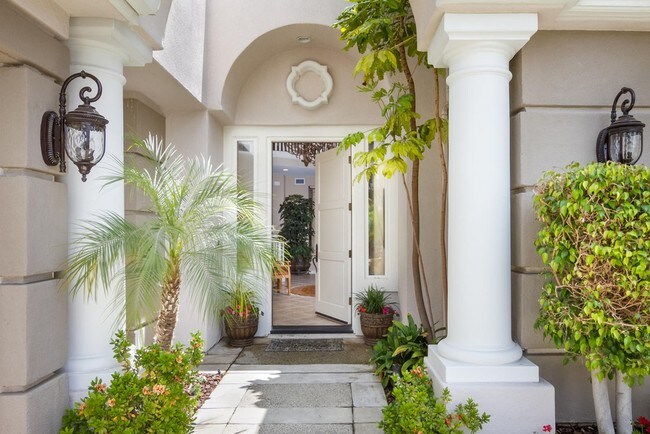 Photo - 2514 Montecito Ave