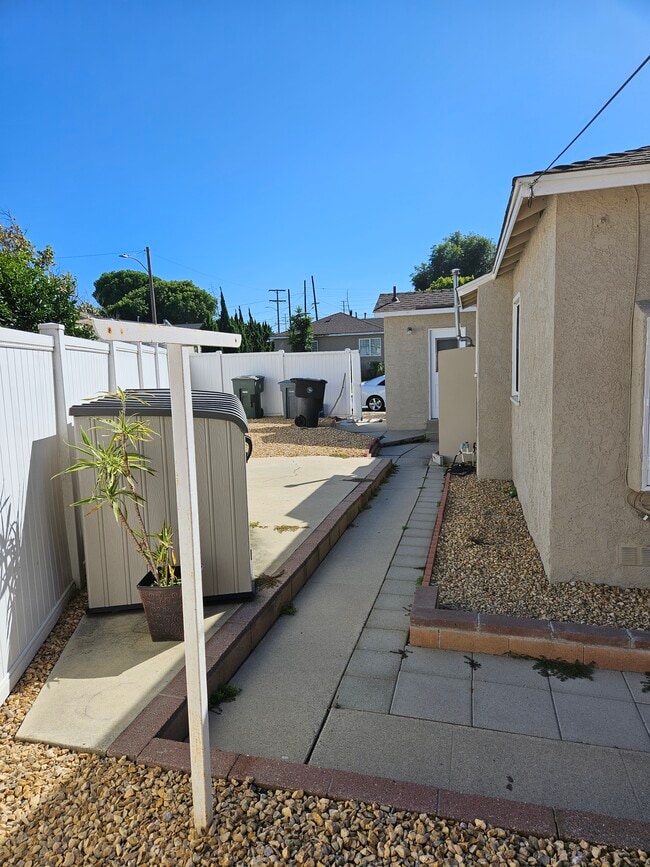 Photo - 610 Pine Dr