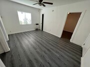Photo - 5223 De Longpre Ave Unit 5223
