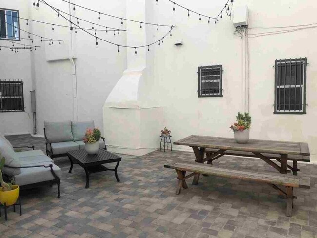 Photo - 851 Sanborn Ave Unit 27