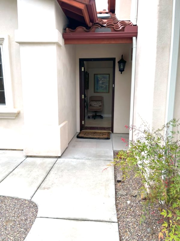 Building Photo - 6733 Corintia St