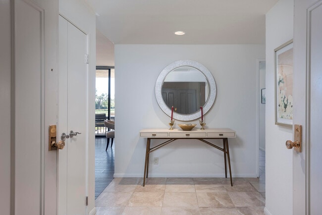 Photo - 910 Island Dr Unit 207