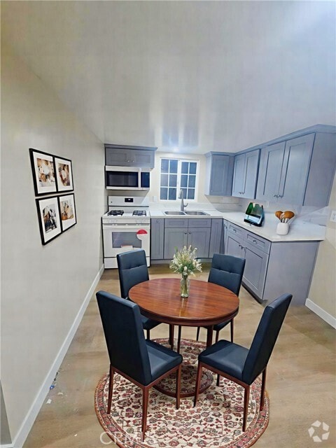 Building Photo - 2603 Lincoln Park Ave Rental