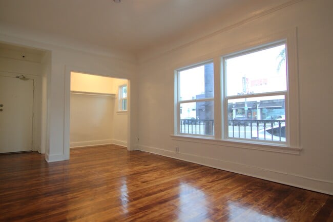 Photo - Yucca St 6358