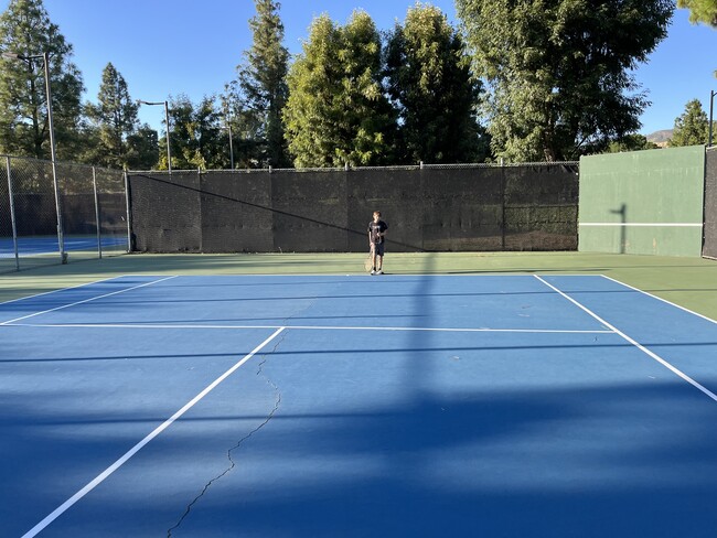 Photo - 19220 Index St