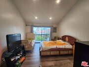 Photo - 601 S Van Ness Ave Unit 4