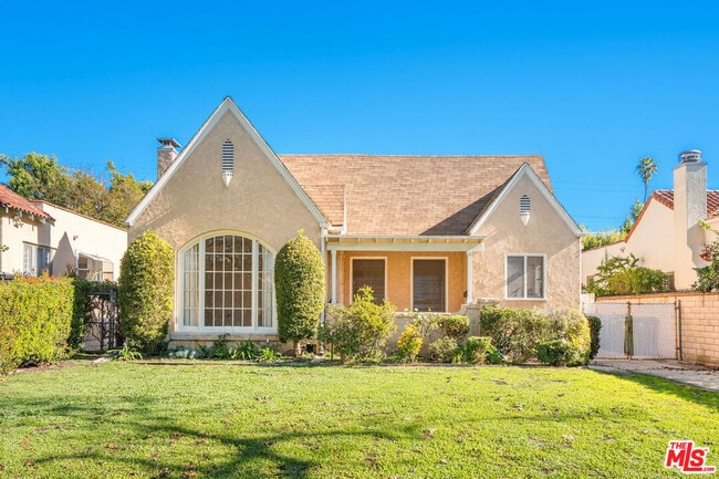 Building Photo - 162 N Citrus Ave