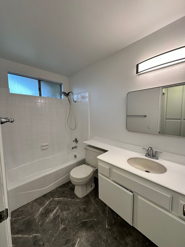 Photo - SAIL STREET/NORTH CANAL STREET Unit 2713 North Canal Street