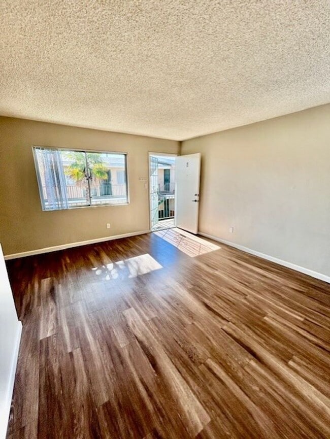 Photo - 1 BR 1 BA North Park! Unit B08