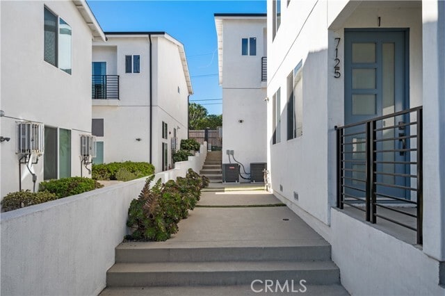 Photo - 7125 S La Cienega Blvd Townhome