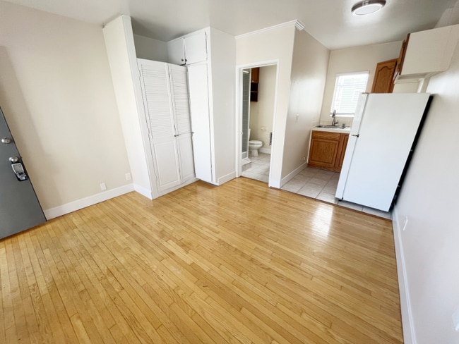 Photo - 250 Cliff Dr