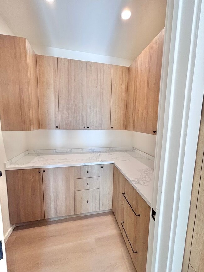 Photo - 17852 Saticoy St Unit 17852 Saticoy St