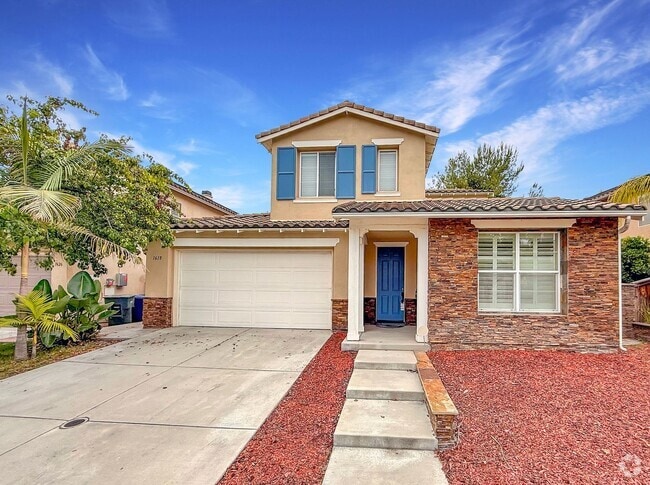 Building Photo - Beautiful 5 Bed, 4 Bath Home on Quiet Trai...