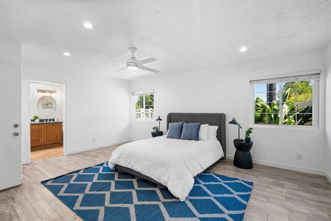 Photo - 1658 Bartram Way