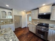 Photo - 13117 Dussen Ln