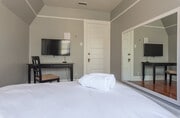 Photo - 1023 W 24th St Unit Room A