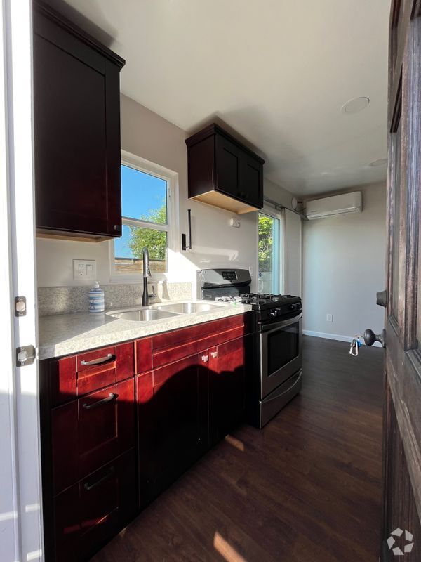 Building Photo - 5708 Alta Vista Ave Rental
