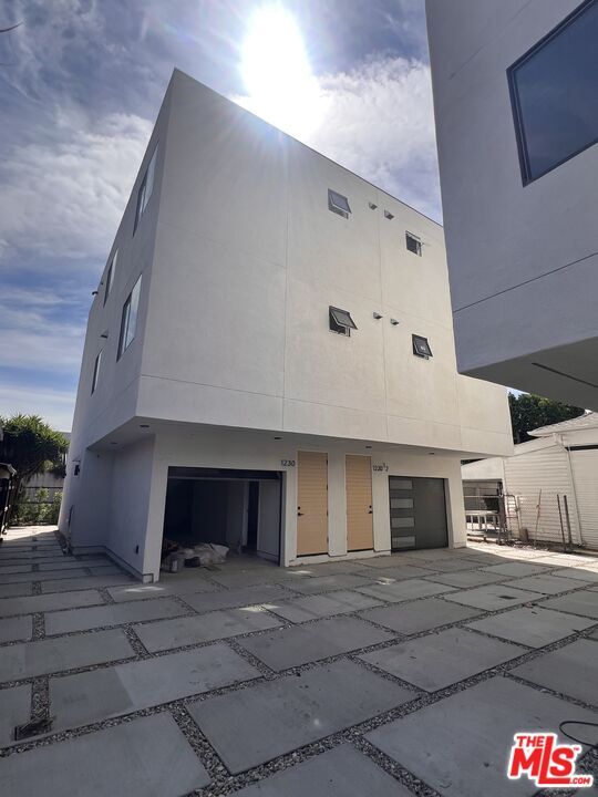 Photo - 1230 S Berendo St Condo