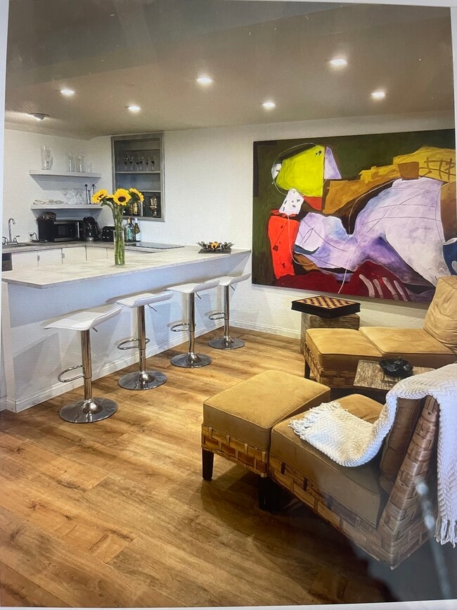 Building Photo - 53 E I St Unit B