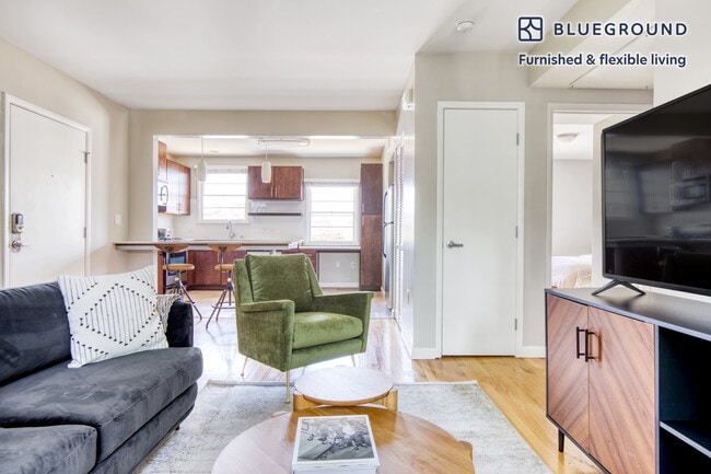 Photo - 1067 Elkgrove Ave Unit FL2-ID494