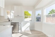 Photo - 619 E H St
