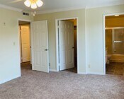 Photo - 360 Hollywood Way