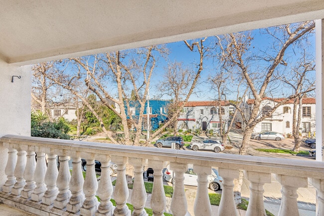 Photo - 6418 W 6th St Unit 6418