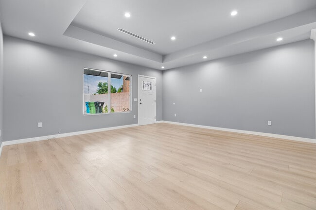 Photo - 14422 Judd St