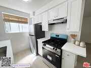 Photo - 5030 W Maplewood Ave Unit 105